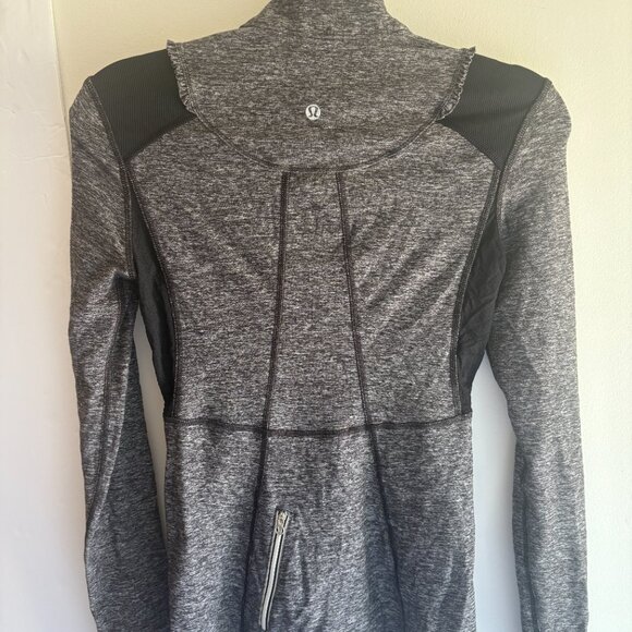 Lululemon Athletica Women's Run Your Heart Out Ruffle QuarterZip Black Gray 4 - Picture 6 of 13